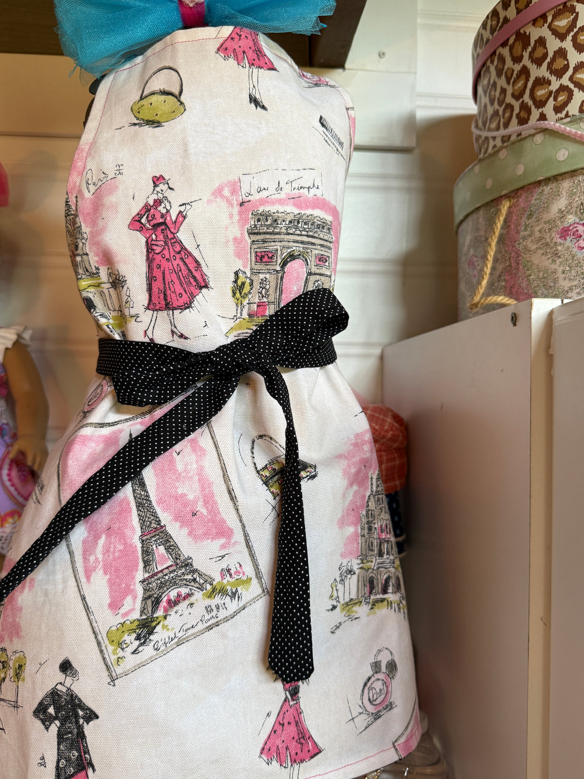 French Parisian boutique-style child’s apron